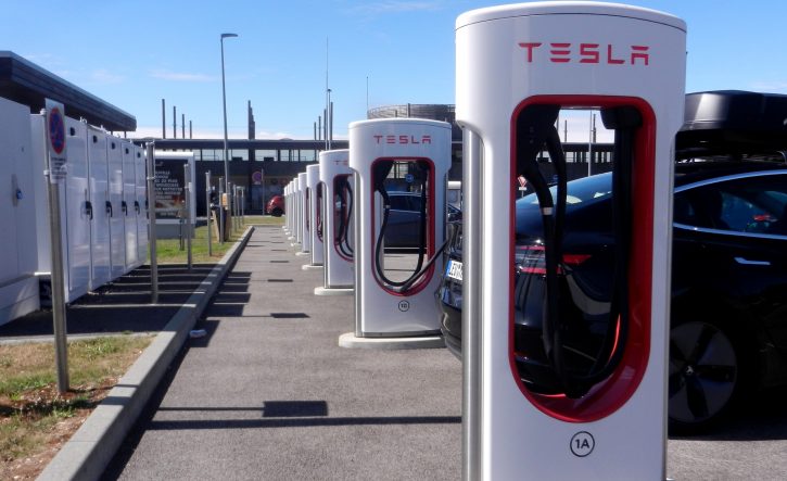 superchargeurs Tesla ouverts à tous