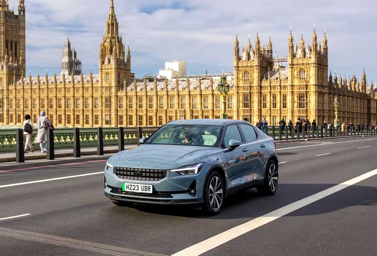 partenariat hertz uber véhicules électriques