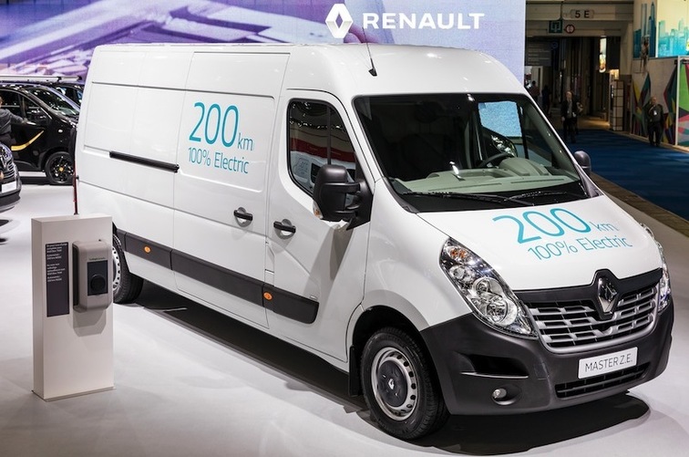 Nouveau Kangoo ZE, Master ZE… la gamme d’utilitaires électriques de Renault s’élargit !